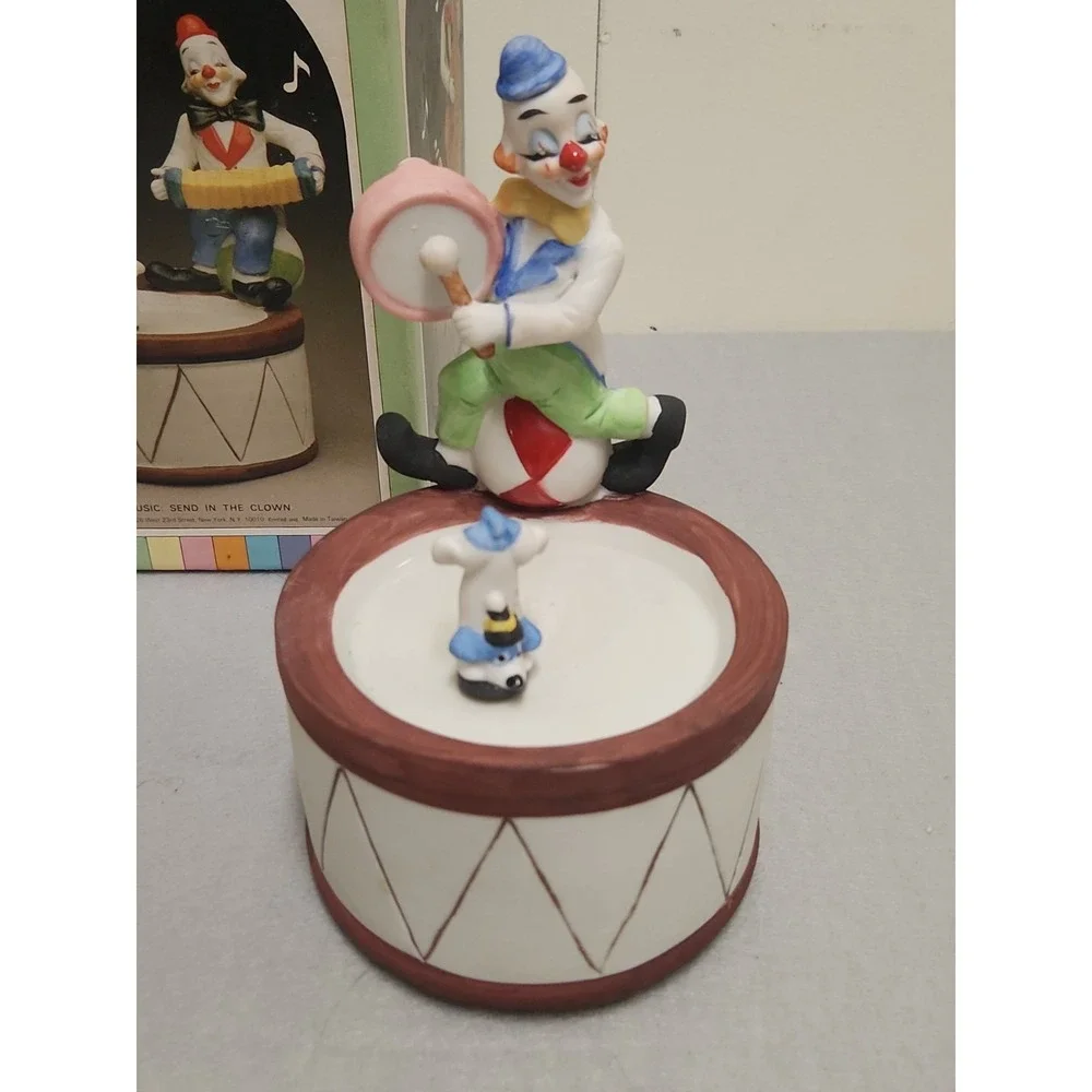 Porcelain Clown Music Box W/ Spinning Dog-works